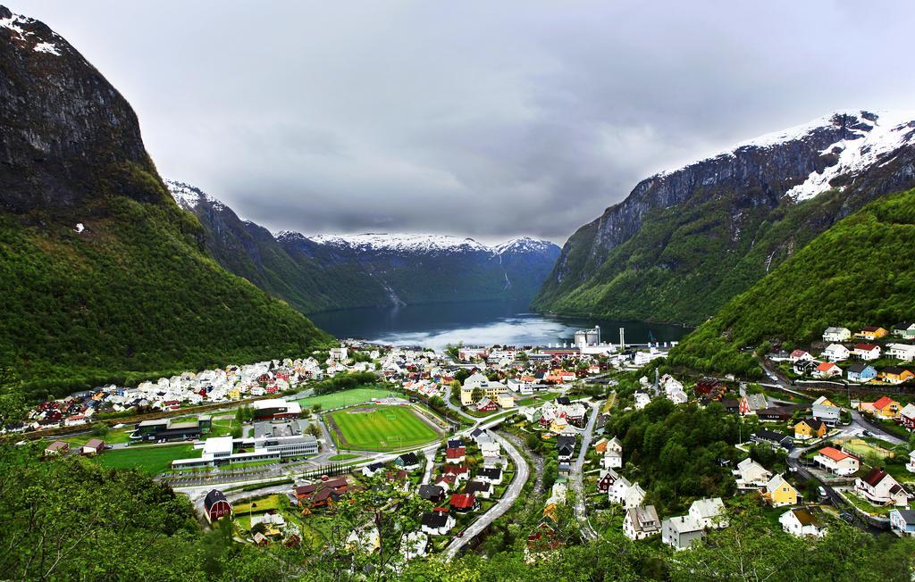 Øren Hotel Høyanger Eksteriør bilde