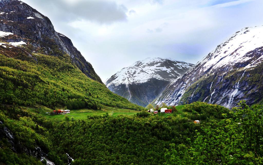 Øren Hotel Høyanger Eksteriør bilde