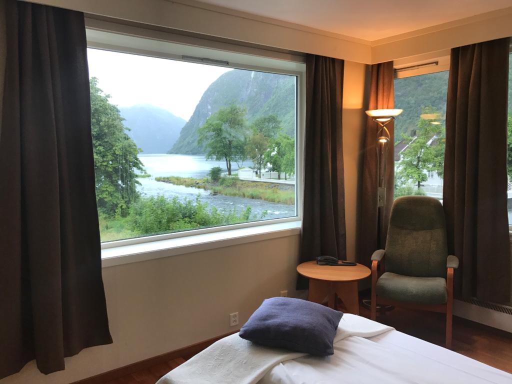 Øren Hotel Høyanger Eksteriør bilde